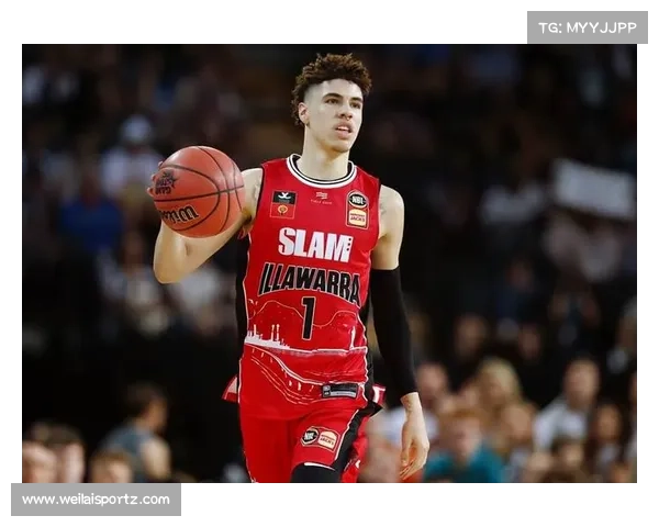 黄蜂拉梅洛·鲍尔上赛季使用率35.9% 但效率值历史最低 黄蜂拉梅洛·鲍尔上赛季使用率35.9% 但效率值历史最低